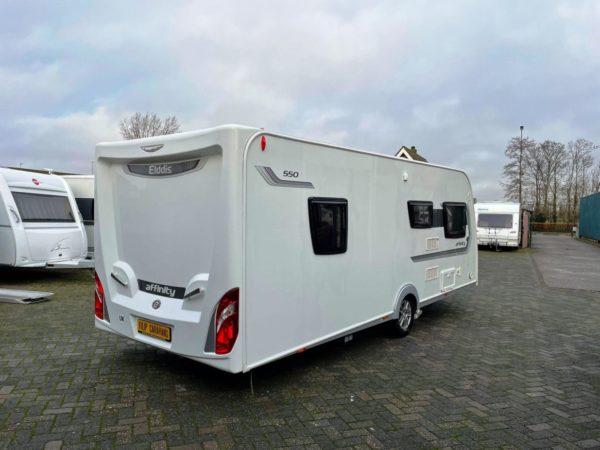 Elddis Affinity550 bj.2017 NIEUWSTAAT MET QUEENSBED en MOVER - Afbeelding 4