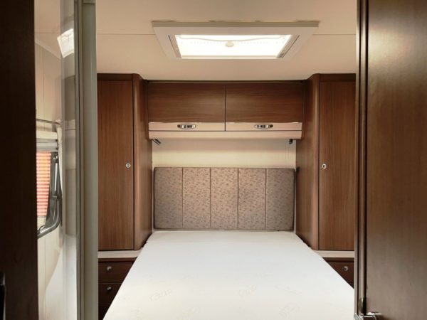 Elddis Affinity550 bj.2017 NIEUWSTAAT MET QUEENSBED en MOVER - Afbeelding 10