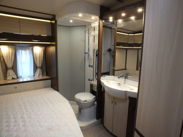 HOBBY LANDHAUS PRESTIGE 770 CFE, NIEUWSTAAT - Afbeelding 22