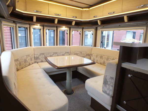HOBBY LANDHAUS PRESTIGE 770 CFE, NIEUWSTAAT - Afbeelding 7