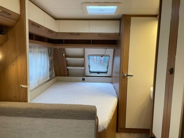 Hobby De Luxe SFE BJ.2019, Met voortent - Afbeelding 38