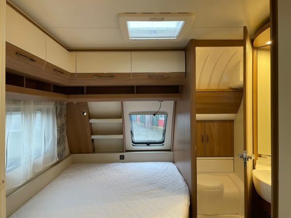 Hobby De Luxe SFE BJ.2019, Met voortent - Afbeelding 34