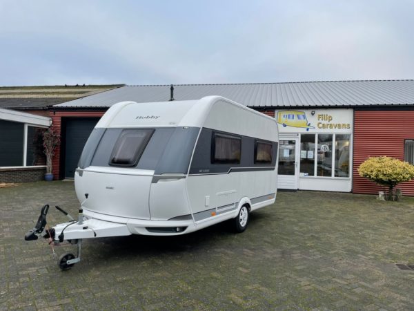 Hobby De Luxe SFE BJ.2019, Met voortent