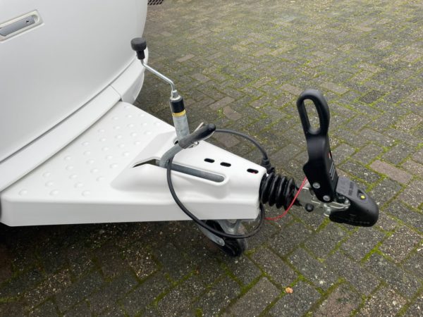 Hobby De Luxe SFE BJ.2019, Met voortent - Afbeelding 12
