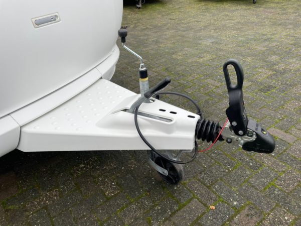 Hobby De Luxe SFE BJ.2019, Met voortent - Afbeelding 11