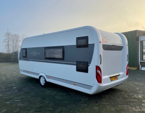 Hobby De Luxe 540 KMFE bj 2018, 6 slaapplaatsen, VOORTENT - Afbeelding 6