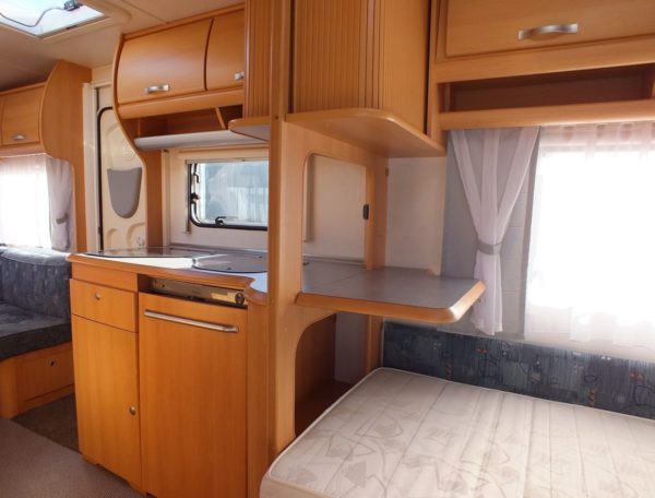 TEC Travel King 530 bj.2005, 2 APARTE BEDDEN, VOORTENT - Afbeelding 13