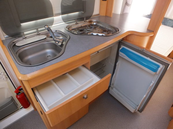TEC Travel King 530 bj.2005, 2 APARTE BEDDEN, VOORTENT - Afbeelding 17