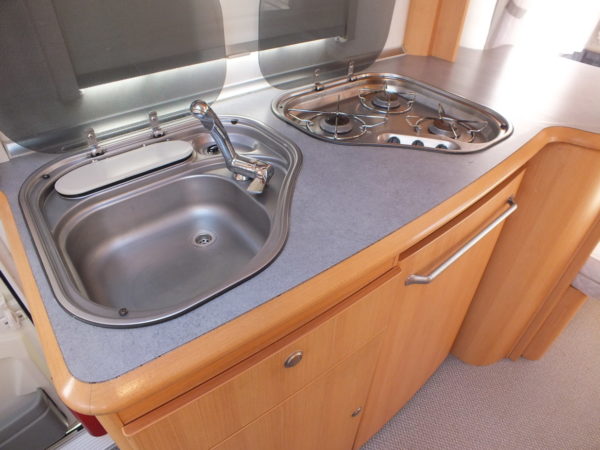 TEC Travel King 530 bj.2005, 2 APARTE BEDDEN, VOORTENT - Afbeelding 16
