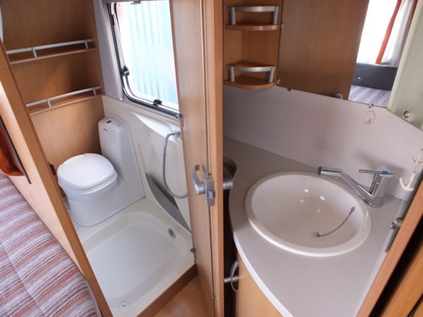 Knaus Sudwind 650 FSK bj.2006 6/7 SLAAPPLAATSEN - Afbeelding 23