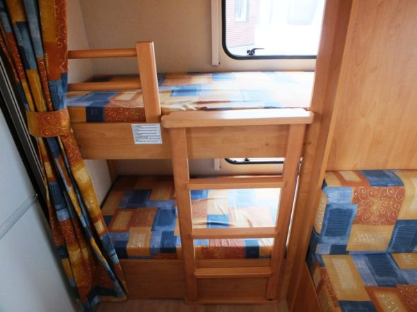CARAVELAIR Antares Luxe 426 bj.2007 6 SLAAPPLAATSEN VOORTENT - Afbeelding 12