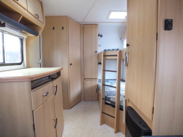 TEC Tour 400 TK bj.2002, met STAPELBED, VOORTENT - Afbeelding 10