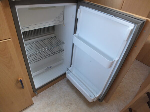 TEC Tour 400 TK bj.2002, met STAPELBED, VOORTENT - Afbeelding 13