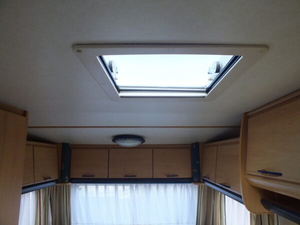 TEC Tour 400 TK bj.2002, met STAPELBED, VOORTENT - Afbeelding 25