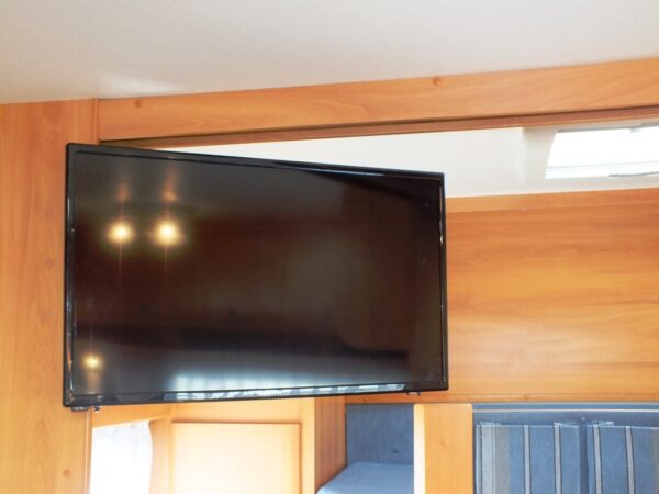 HOBBY De luxe Easy 560 KMFE bj.2006, 6 slaapplaatsen - Afbeelding 33