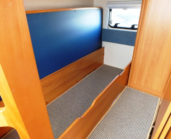 HOBBY De luxe Easy 560 KMFE bj.2006, 6 slaapplaatsen - Afbeelding 30