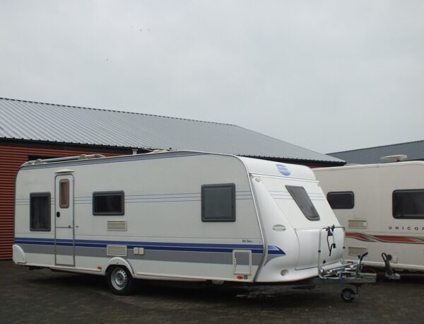 HOBBY De luxe Easy 560 KMFE bj.2006, 6 slaapplaatsen
