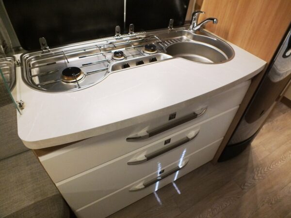 Hobby De Luxe 460 UFE bj.2020, MET PANORAMA LUIFEL - Afbeelding 17