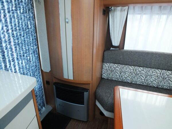 Hobby Excellent 410 SFE,bj. 2011 met mover, fransbed, voortent - Afbeelding 22