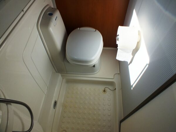Knaus Eurostar bj.2004 met mover, airco, zakluifel, fransbed - Afbeelding 23
