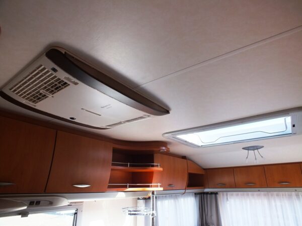Knaus Eurostar bj.2004 met mover, airco, zakluifel, fransbed - Afbeelding 26