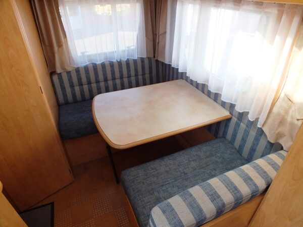 Caravelair Ambiance Style, bj.2009, 4 persoons met voortent - Afbeelding 12