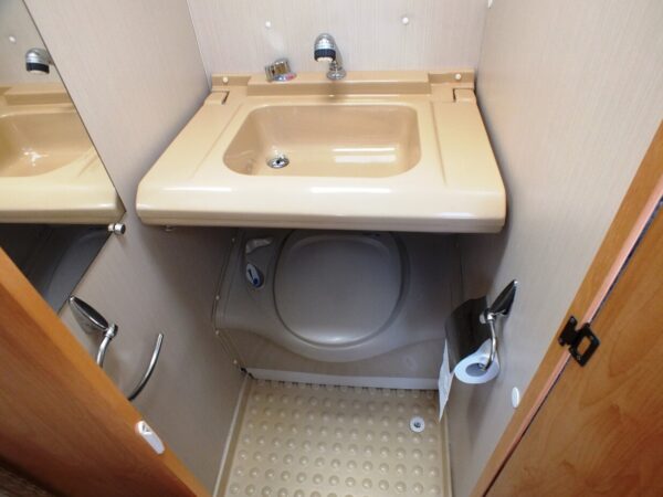 Caravelair Ambiance Style, bj.2009, 4 persoons met voortent - Afbeelding 18