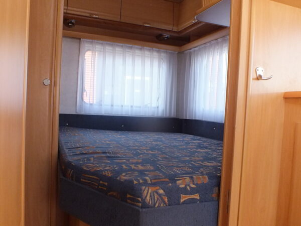 Wilk Stern 450 HTD, bj. 2001 met voortent - Afbeelding 7