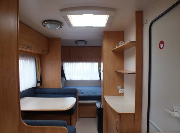 CARAVELAIR Antares Luxe 400 bj.2004, VOORTENT, BOILER DOUCHE - Afbeelding 5