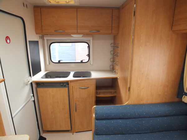 CARAVELAIR Antares Luxe 400 bj.2004, VOORTENT, BOILER DOUCHE - Afbeelding 12