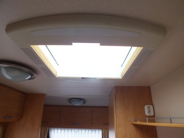 CARAVELAIR Antares Luxe 400 bj.2004, VOORTENT, BOILER DOUCHE - Afbeelding 21