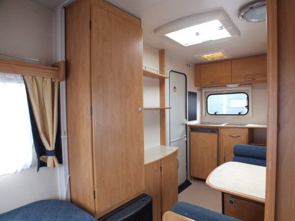 CARAVELAIR Antares Luxe 400 bj.2004, VOORTENT, BOILER DOUCHE - Afbeelding 19