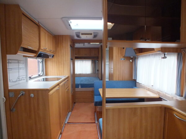 KNAUS Azur 650 bj.2001, 6 PERSOONS, AIRCO, DOUCHE - Afbeelding 9