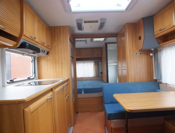 KNAUS Azur 650 bj.2001, 6 PERSOONS, AIRCO, DOUCHE - Afbeelding 10