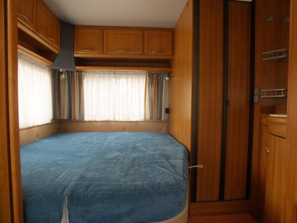 KNAUS Azur 650 bj.2001, 6 PERSOONS, AIRCO, DOUCHE - Afbeelding 11
