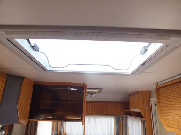 KNAUS Azur 650 bj.2001, 6 PERSOONS, AIRCO, DOUCHE - Afbeelding 29