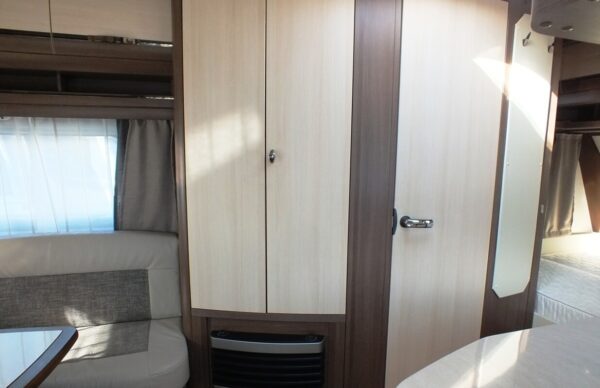 Hobby Prestige 455UF, bj.2014 MET VOORTENT - Afbeelding 21