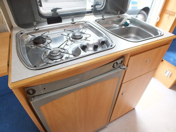 KNAUS Vimara bj.2002, STAPELBED, MOVER, VOORTENT - Afbeelding 15