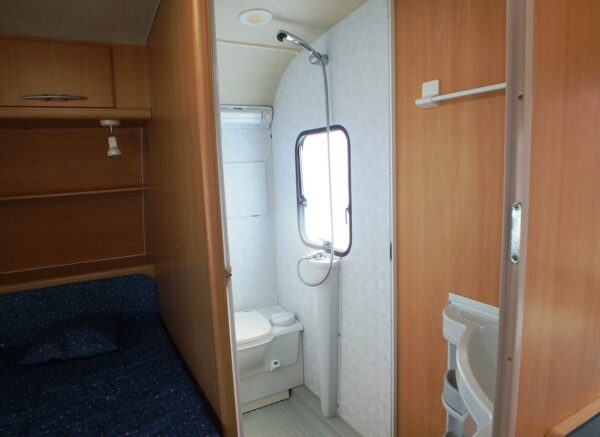 Adria Unica 432 PX 2002 MET MOVER en PANORAMA LUIFEL - Afbeelding 17