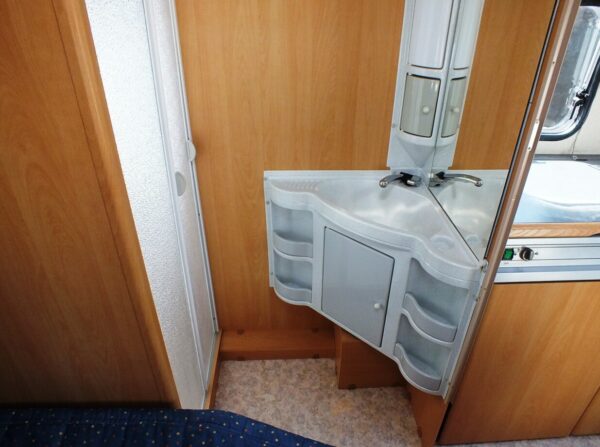 Adria Unica 432 PX 2002 MET MOVER en PANORAMA LUIFEL - Afbeelding 19