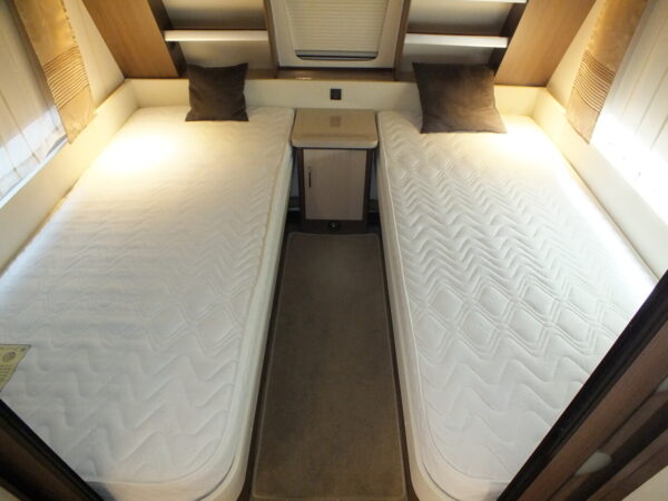 HOBBY Prestige 620 CL bj.2016, met AIRCO, 2 APARTE BEDDEN, ZAKLUIFEL - Afbeelding 10