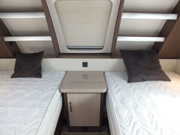 HOBBY Prestige 620 CL bj.2016, met AIRCO, 2 APARTE BEDDEN, ZAKLUIFEL - Afbeelding 27