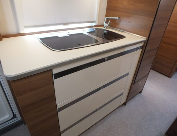 Dethleffs Nomad 540 QMK bj.2018, 7 SLAAPPLAATSEN, MOVER - Afbeelding 17