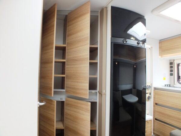 ADRIA Altea 392 PH bj.2018, MOVER, DOUCHE, VOORTENT, LUIFEL - Afbeelding 18