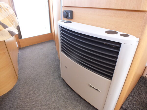 KNAUS Sudwind 450 TF bj.2002, met DOREMA VOORTENT en DOUCHE - Afbeelding 24