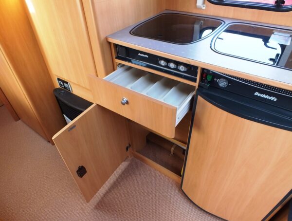 DETHLEFFS New Line 490 TK bj.2003 STAPELBED VOORTENT, DOUCHE - Afbeelding 17