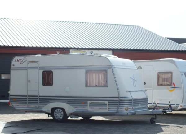 LMC Luxus 450 MD bj.2001, MOVER, VOORTENT