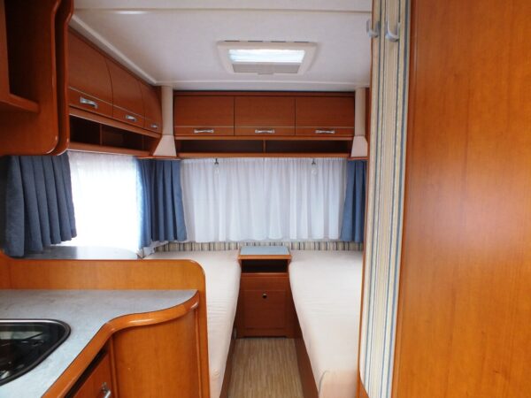 LMC FAVORIT 495, bj.2008, MOVER, VOORTENT, 2 ENKELE BEDDEN - Afbeelding 10