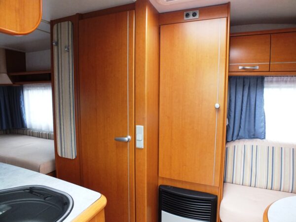 LMC FAVORIT 495, bj.2008, MOVER, VOORTENT, 2 ENKELE BEDDEN - Afbeelding 21