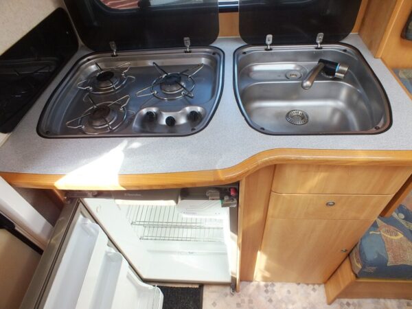 Sprite Super 410, bj.2000 MET FRANSBED en VOORTENT - Afbeelding 16